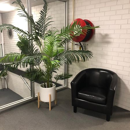 Adelaide Airport Motel Екстер'єр фото